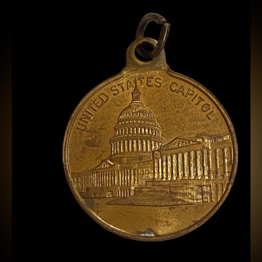 LAST CHANCE 🔥 Vintage United States Capital White House Reversible Pendant #6294 - Picture 2 of 6